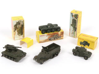 Lot 293 - DINKY TOYS (FRANCE) (4)