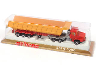 Lot 213 - MAJORETTE (FRANCE) (1)