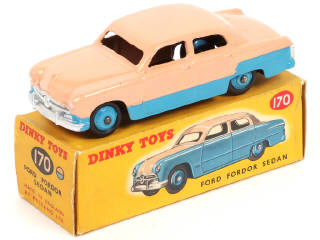 Lot 238 - DINKY TOYS (GB) (1)
