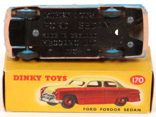 Lot 238 - DINKY TOYS (GB) (1)