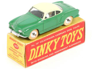 Lot 239 - DINKY TOYS (GB) (1)