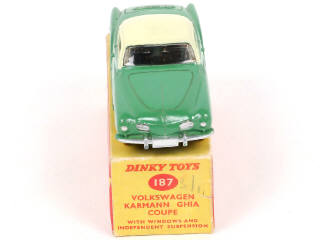 Lot 239 - DINKY TOYS (GB) (1)