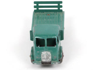 Lot 260 - DINKY TOYS (FRANCE) (1)