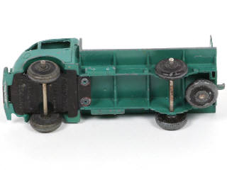 Lot 260 - DINKY TOYS (FRANCE) (1)