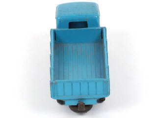 Lot 261 - DINKY TOYS (FRANCE) (1)