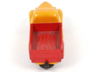 Lot 266 - DINKY TOYS (FRANCE) (1)
