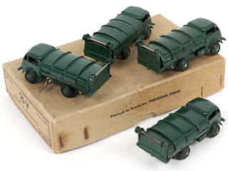 Lot 321 - DINKY TOYS (FRANCE) (1)