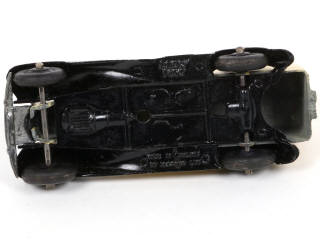 Lot 227 - DINKY TOYS (GB) (1)