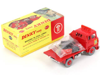 Lot 246 - DINKY TOYS (GB) (1)