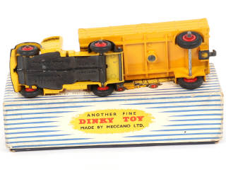 Lot 248 - DINKY TOYS (GB) (1)