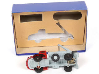 Lot 344 - DINKY TOYS (FRANCE) (1)