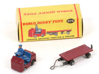 Lot 223 - DINKY TOYS (GB) (1)
