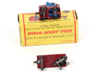 Lot 223 - DINKY TOYS (GB) (1)