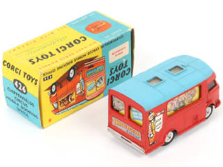 Lot 132 - CORGI TOYS (GB) (1)