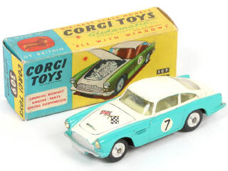 Lot 88 - CORGI TOYS (GB) (1)