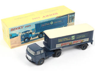 Lot 343 - DINKY TOYS (FRANCE) (1)