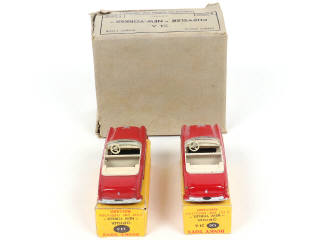 Lot 275 - DINKY TOYS (FRANCE) (3)