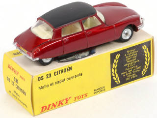 Lot 315 - DINKY TOYS (FRANCE) (1)