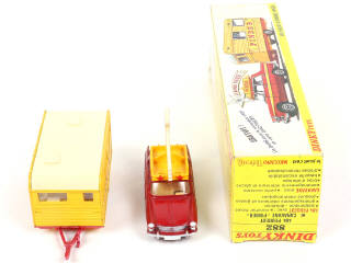 Lot 313 - DINKY TOYS (FRANCE) (1)