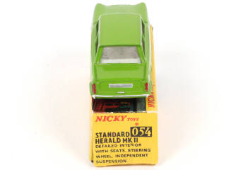 Lot 212 - NICKYTOYS (INDE) (1)