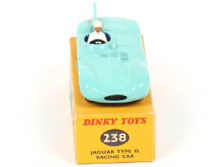 Lot 240 - DINKY TOYS (GB) (1)