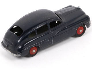 Lot 257 - DINKY TOYS (FRANCE) (1)