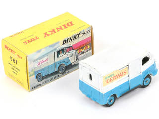 Lot 325 - DINKY TOYS (FRANCE) (1)