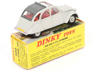 Lot 317 - DINKY TOYS (FRANCE) (1)
