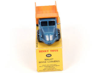 Lot 336 - DINKY TOYS (FRANCE) (1)