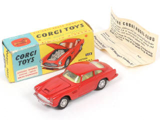 Lot 86 - CORGI TOYS (GB) (1)