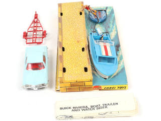 Lot 140 - CORGI TOYS (GB) (1)