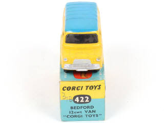 Lot 131 - CORGI TOYS (GB) (1)