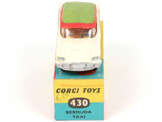 Lot 105 - CORGI TOYS (GB) (1)