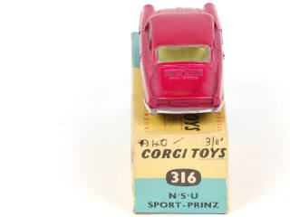 Lot 97 - CORGI TOYS (GB) (1)