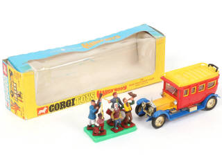 Lot 138 - CORGI TOYS (GB) (1)