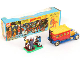 Lot 138 - CORGI TOYS (GB) (1)