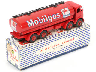 Lot 249 - DINKY TOYS (GB) (1)