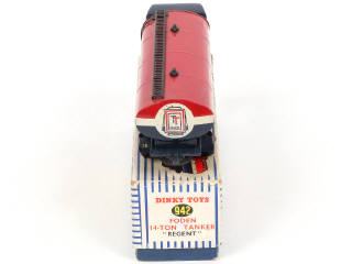 Lot 250 - DINKY TOYS (GB) (1)