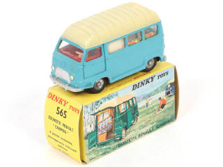 Lot 327 - DINKY TOYS (FRANCE) (1)