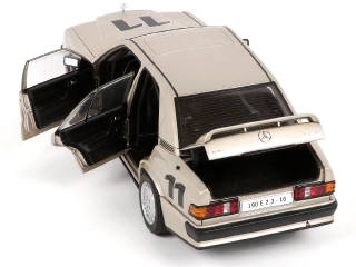 Lot 6 - AUTOART (ALLEMAGNE) (1)