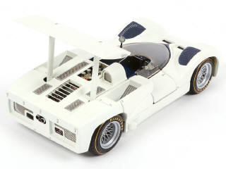 Lot 30 - EXOTO (USA) (1)