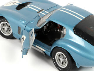 Lot 79 - EXOTO (USA) (1)