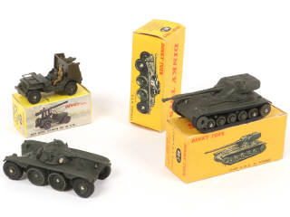 Lot 296 - DINKY TOYS (FRANCE) (3)