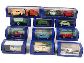 Lot 228 - EDITIONS ATLAS (FRANCE) (11)