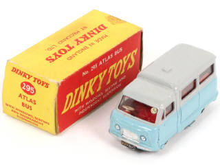 Lot 251 - DINKY TOYS (GB) (1)