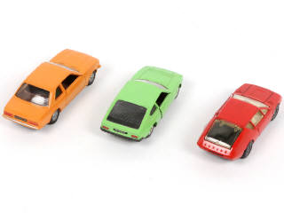 Lot 300 - DINKY TOYS (FRANCE) (3)