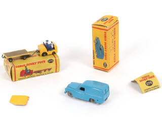 Lot 252 - DINKY TOYS (GB) (2)