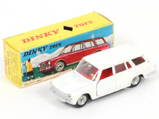 Lot 263 - DINKY TOYS (FRANCE) (1)