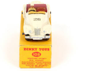 Lot 199 - DINKY TOYS (GB) (1)