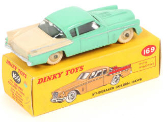 Lot 205 - DINKY TOYS (GB) (1)